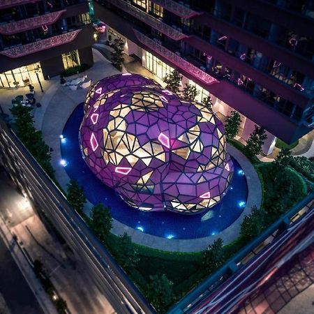 Aparthotel Arte Mont Kiara Kuala Lumpur Exterior foto The Sphere
