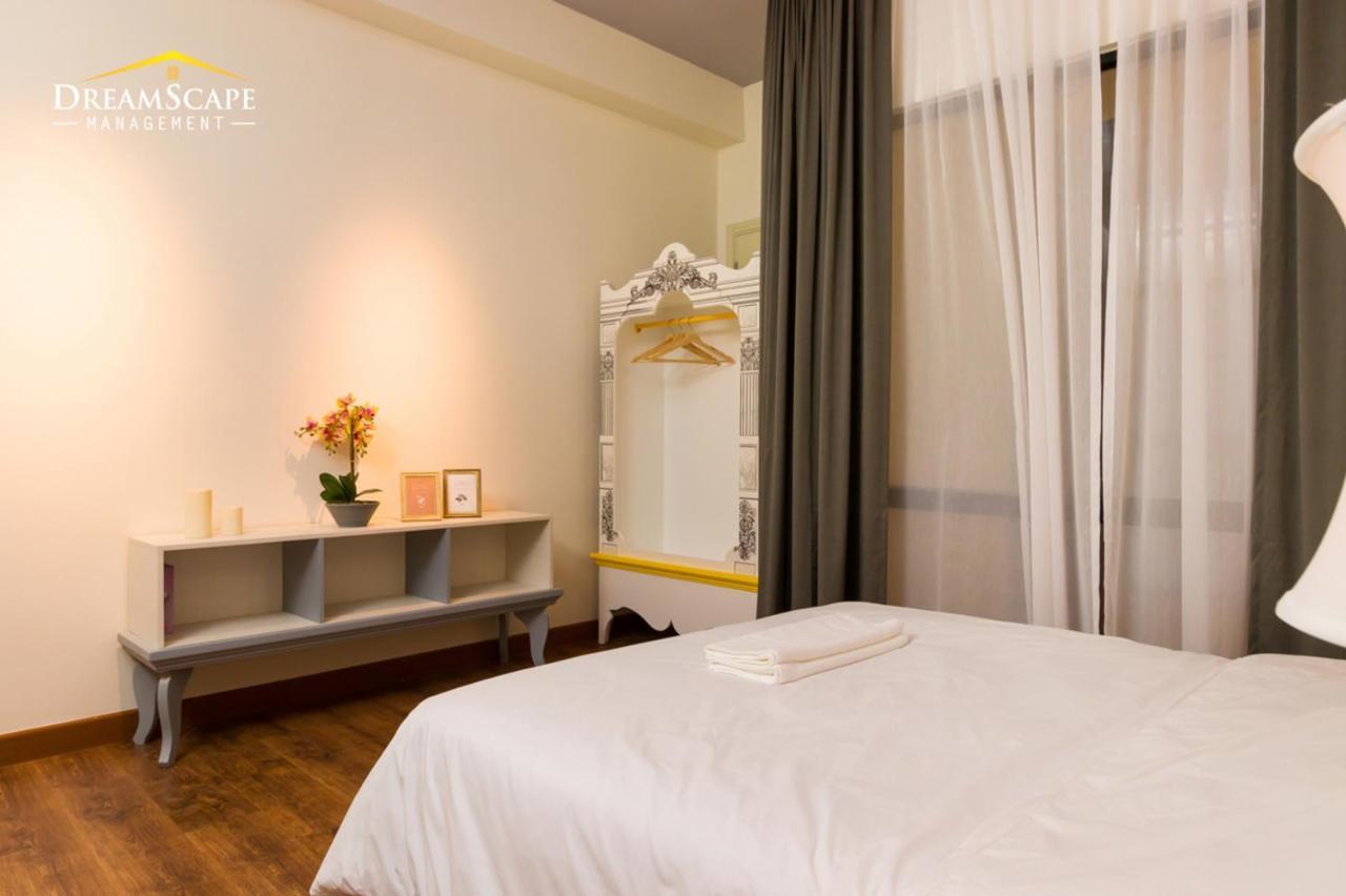 Aparthotel Arte Mont Kiara Kuala Lumpur Exterior foto A room at Dreamscape