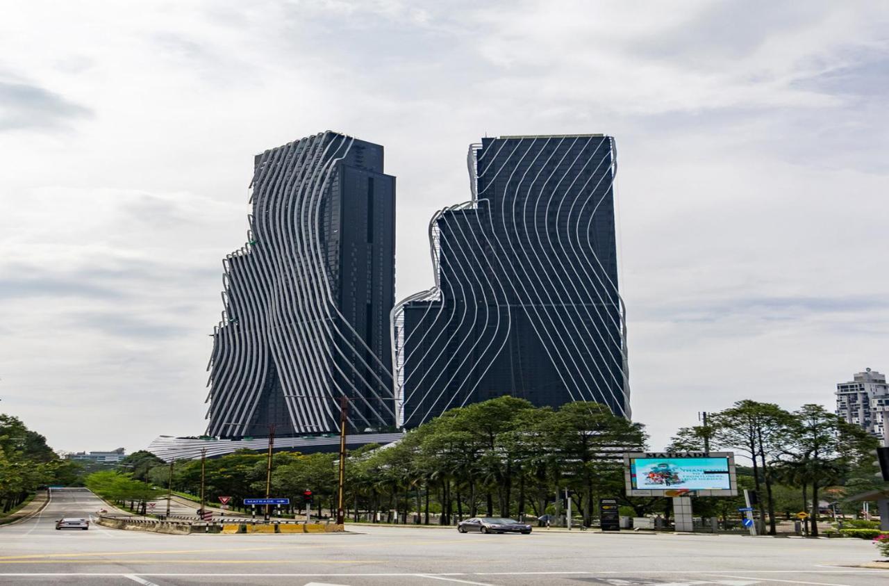 Aparthotel Arte Mont Kiara Kuala Lumpur Exterior foto The Star